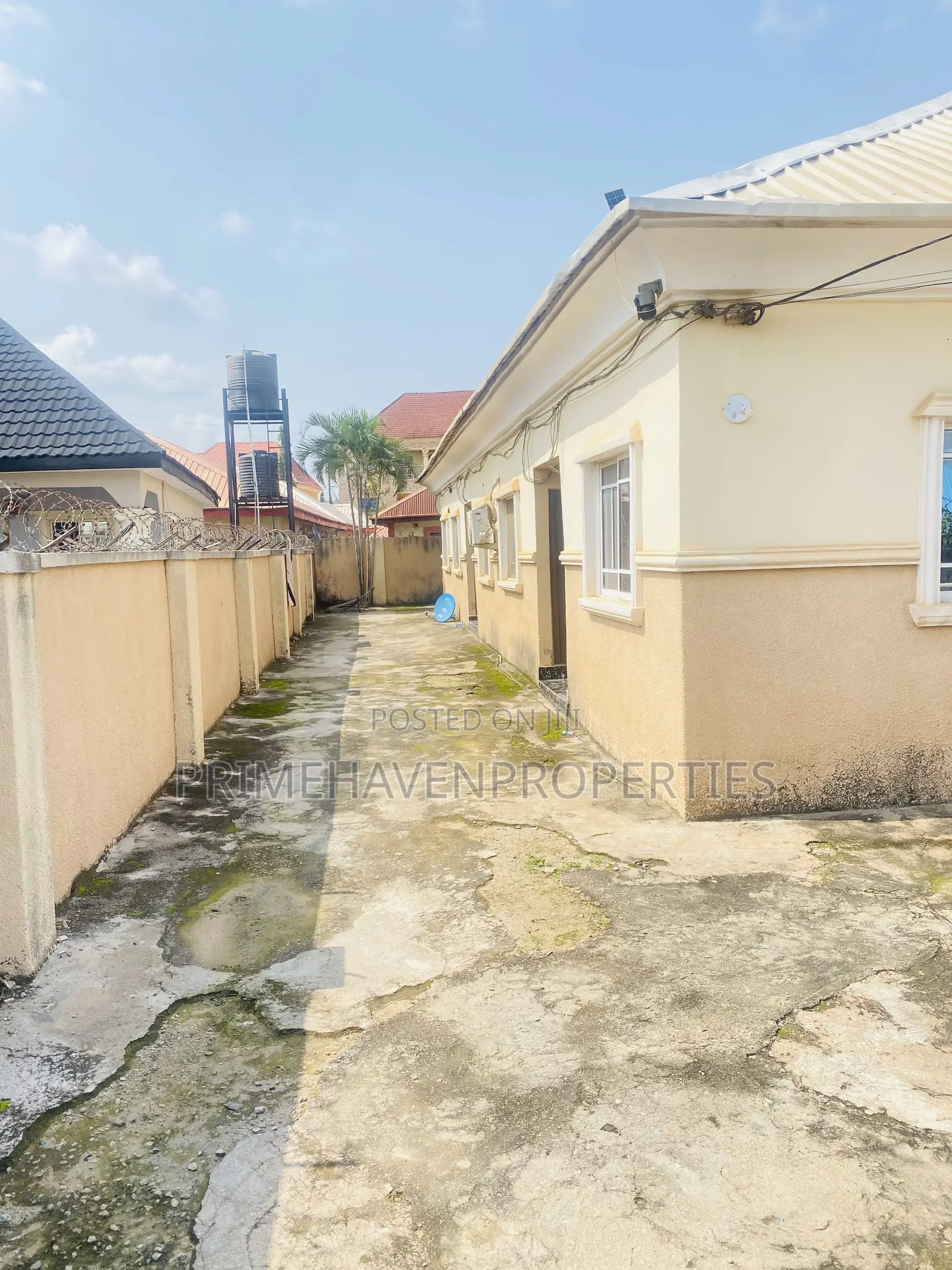 5bdrm Block of Flats in Kubwa for sale in Kubwa