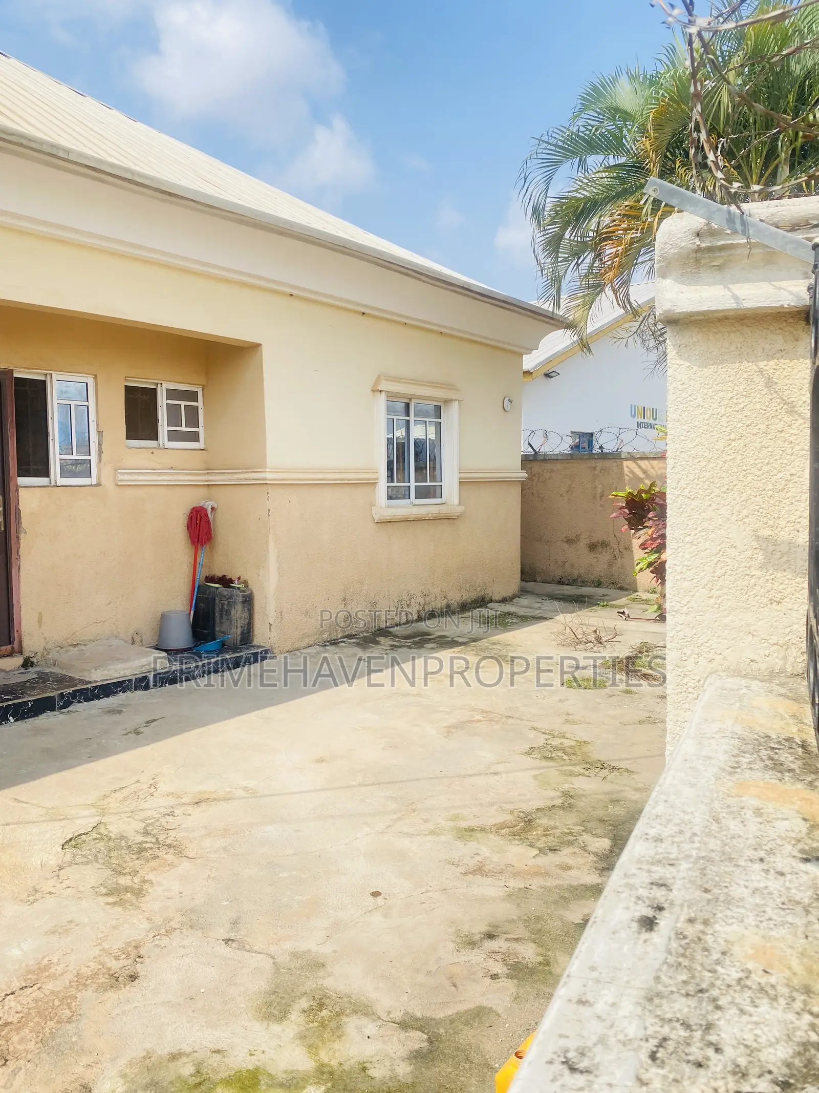 5bdrm Block of Flats in Kubwa for sale in Kubwa