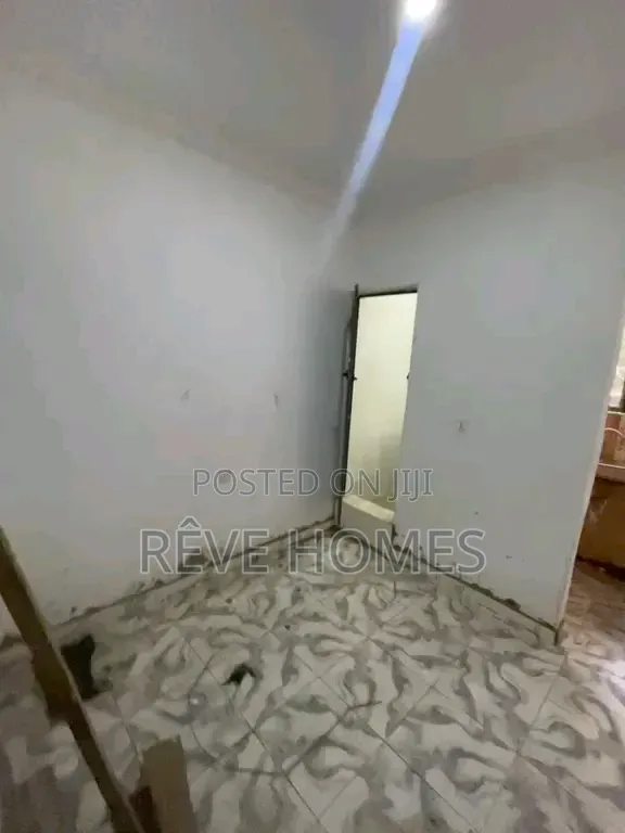 1bdrm Shared Apartment in Shomolu / Shomolu for rent in Shomolu / Shomolu
