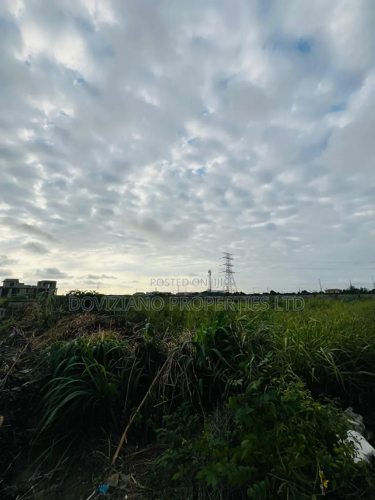 920 SQM  of Land in VGC / Ajah