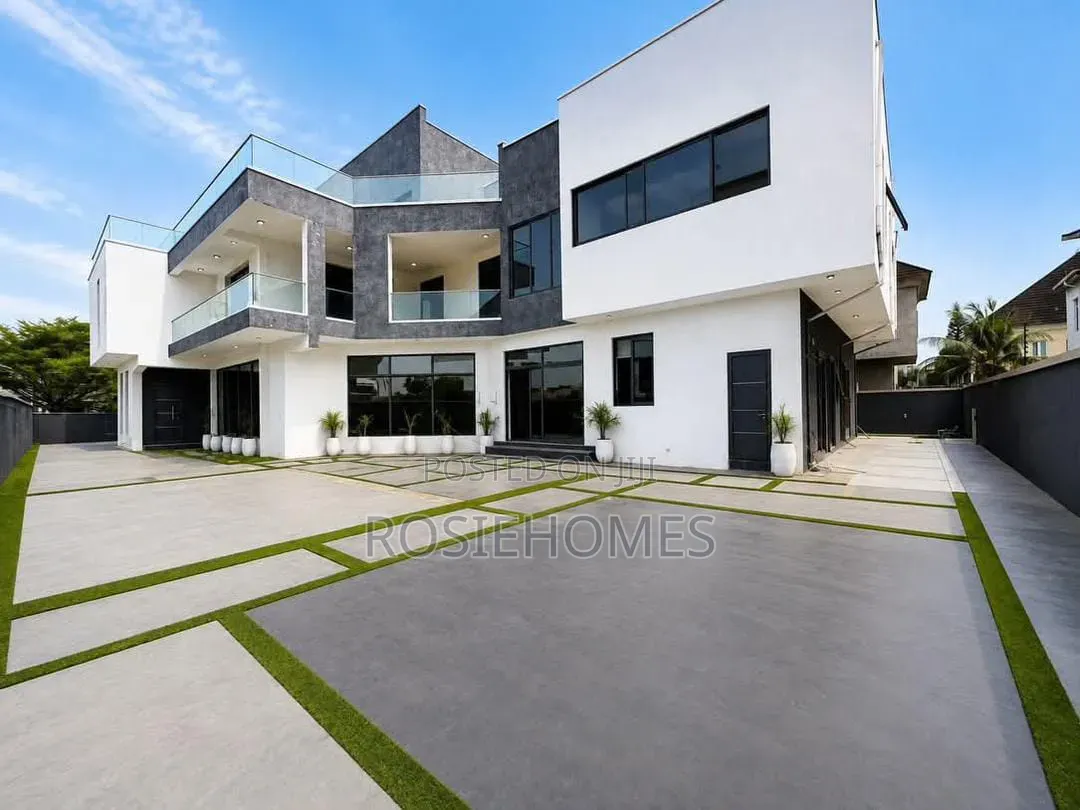 Furnished 5bdrm Duplex in Pinned Beach Estate, Osapa london for rent in Osapa london