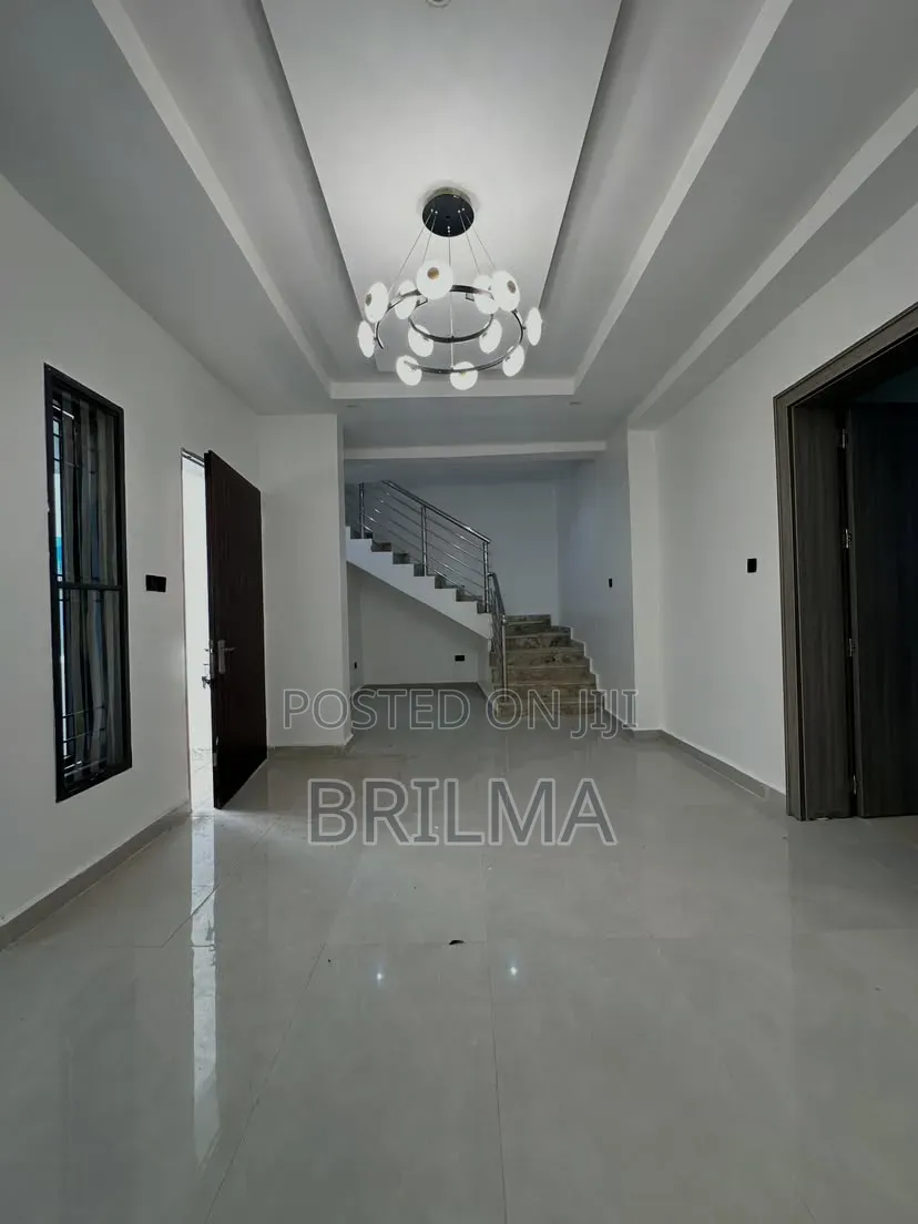 4bdrm Duplex in Jahi for sale in Jahi