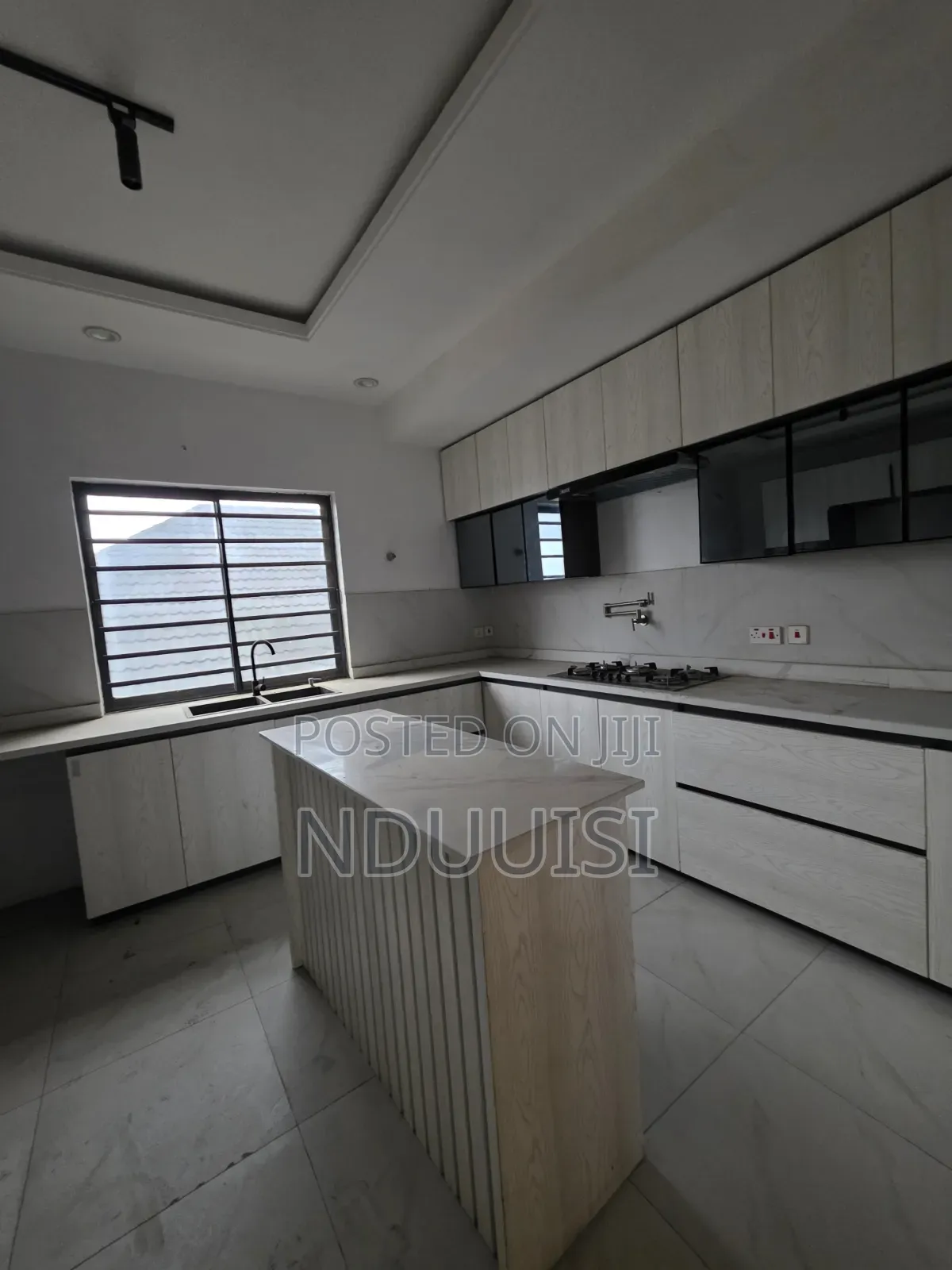 4bdrm Penthouse in Ikeja GRA for sale in Ikeja GRA