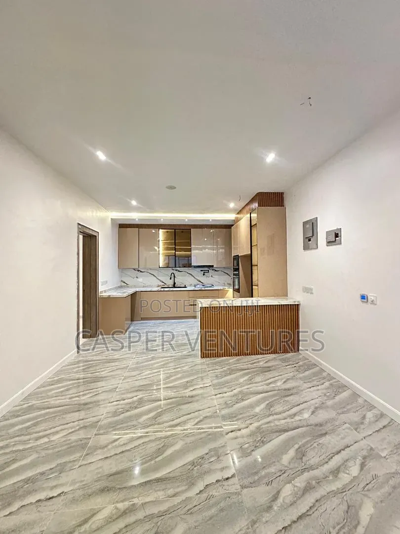 2bdrm Apartment in Osapa London for sale in Osapa london