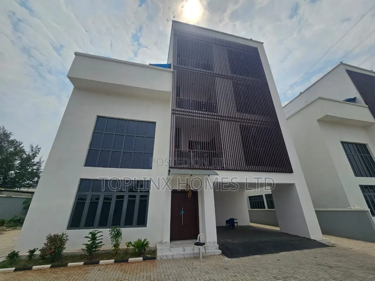 Furnished 5bdrm Duplex in Banana Island for rent in Banana Island