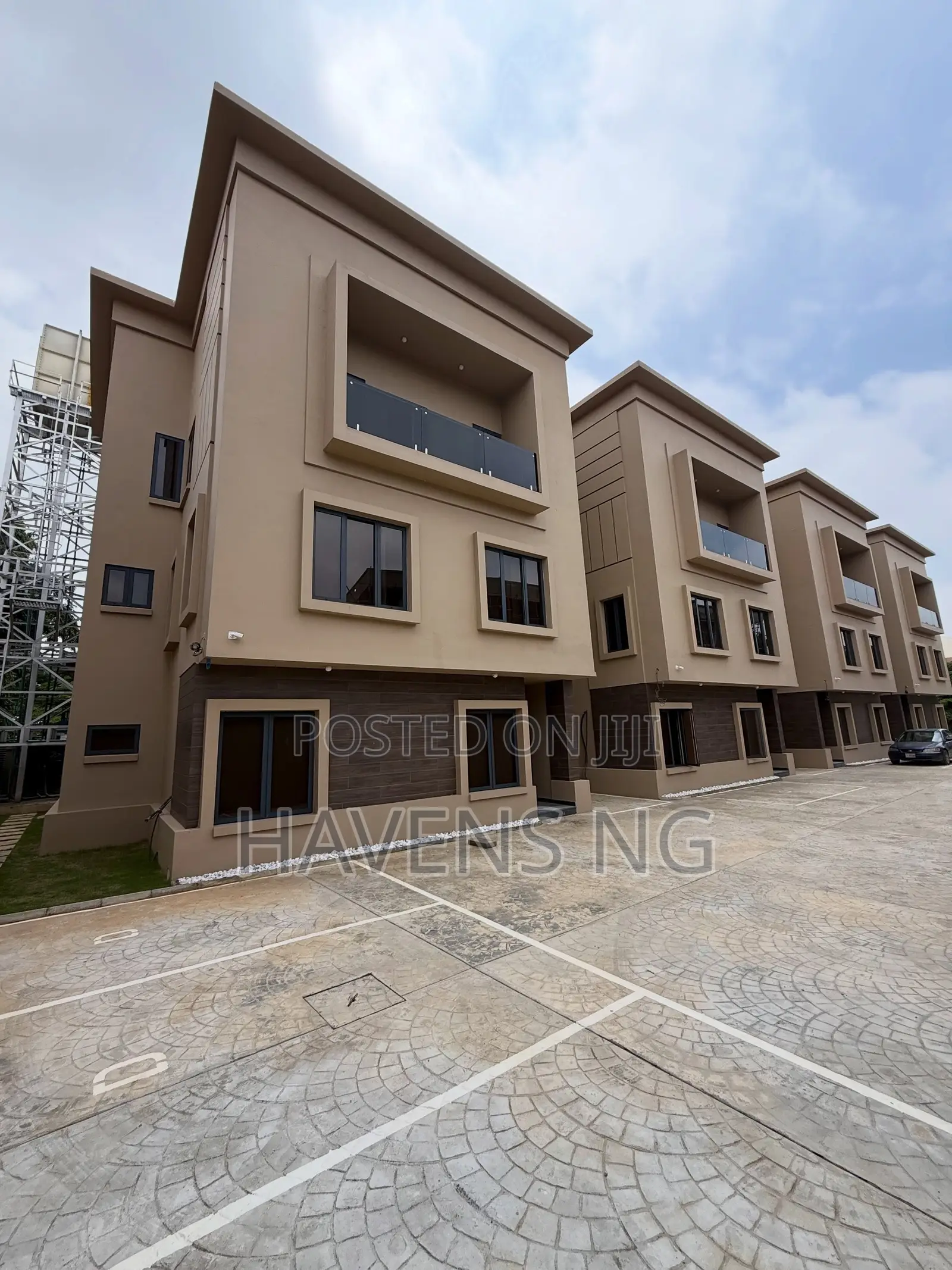 4bdrm Duplex in Jabi for sale in Jabi