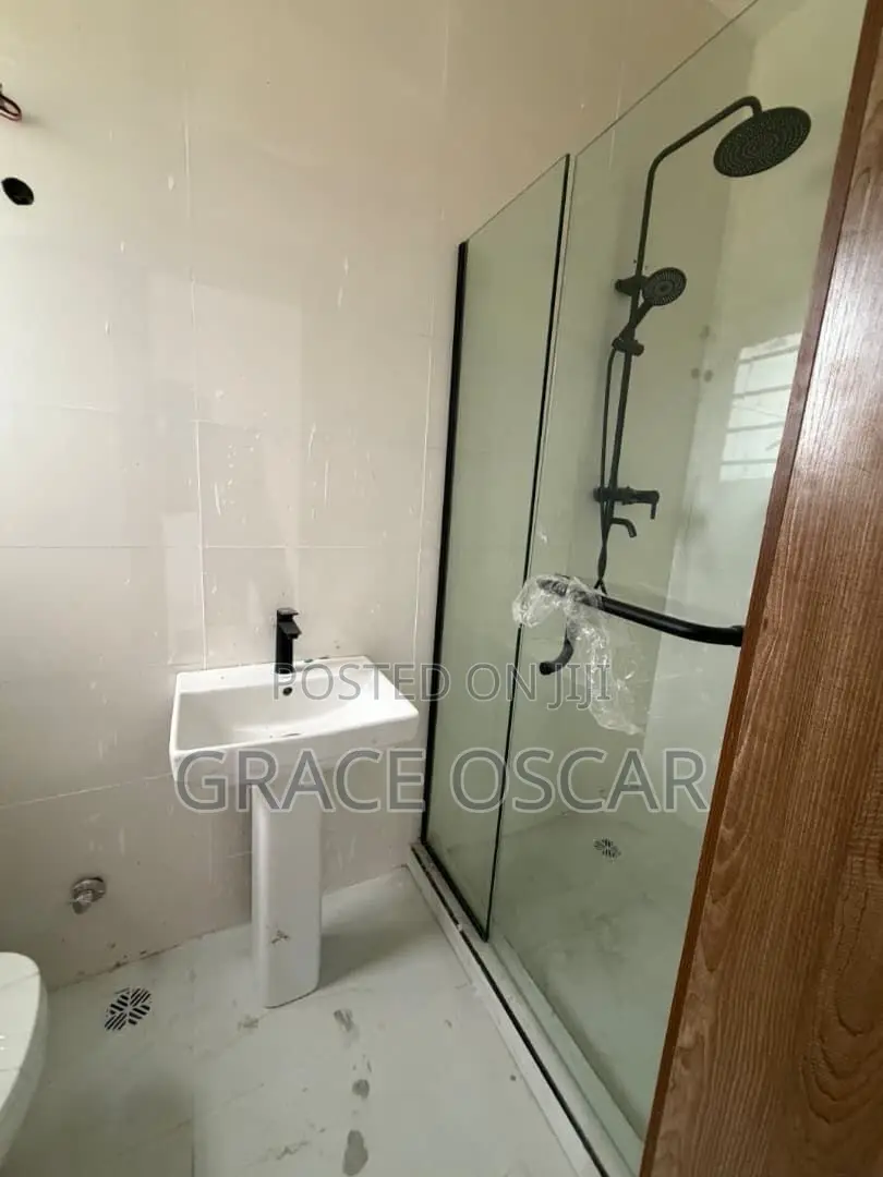 4bdrm Duplex in Ajah for sale in Ajah