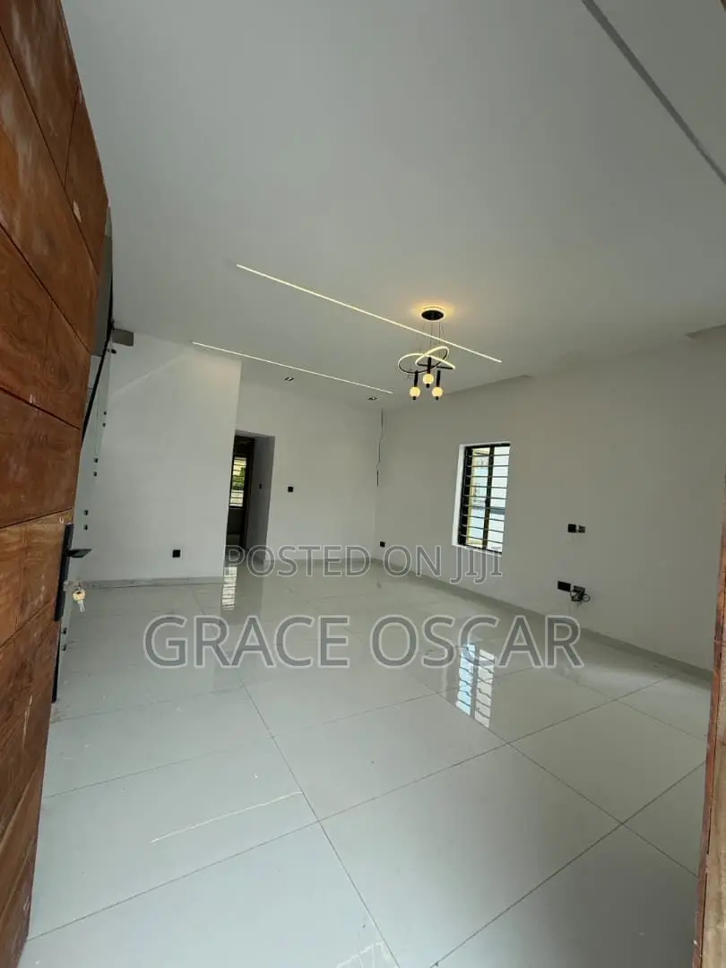 4bdrm Duplex in Ajah for sale in Ajah