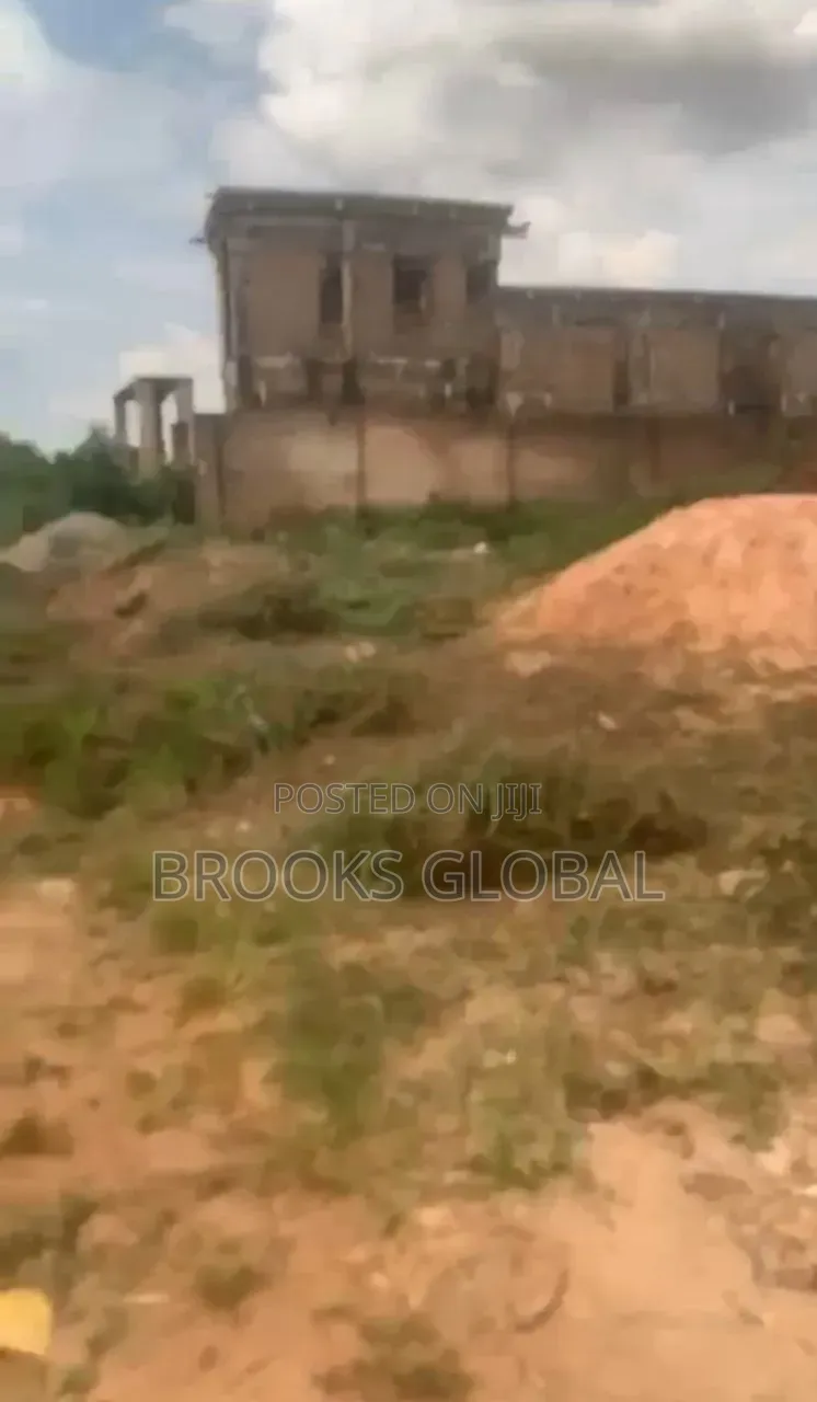 A Land of 100/100 Feet at Second Power Line Isiohor for Sale in Benin City