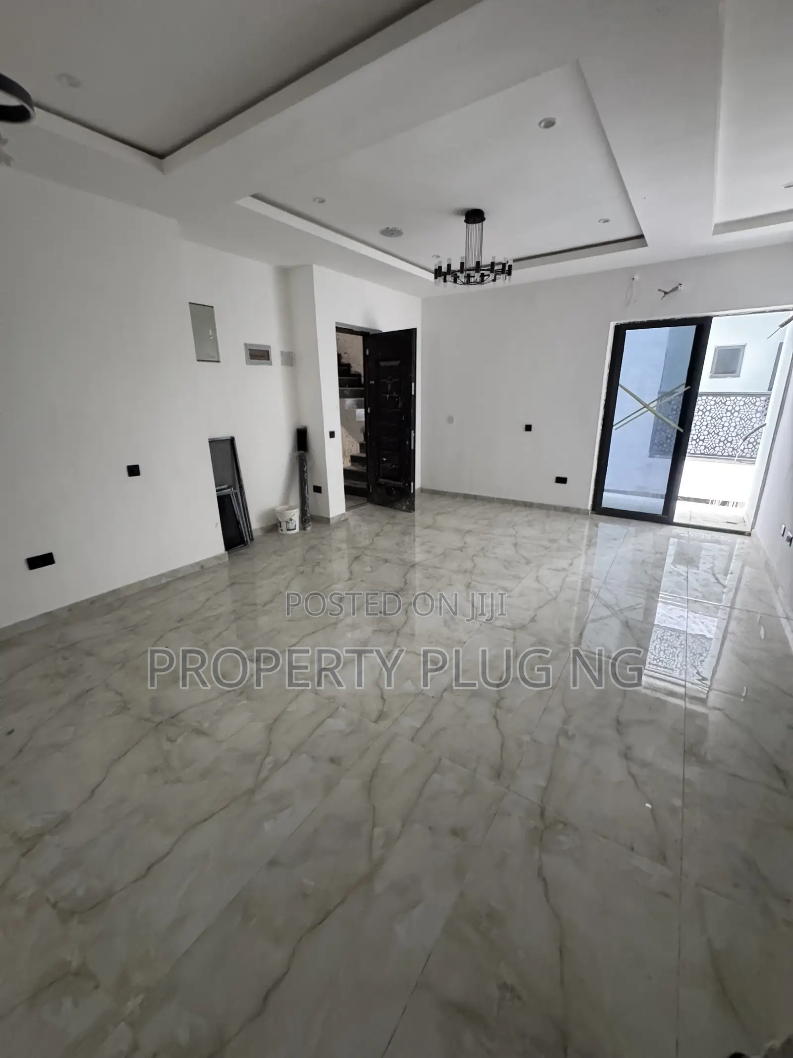 3bdrm Apartment in Olayele Newtown, Alaka/Iponri for sale in Alaka/Iponri