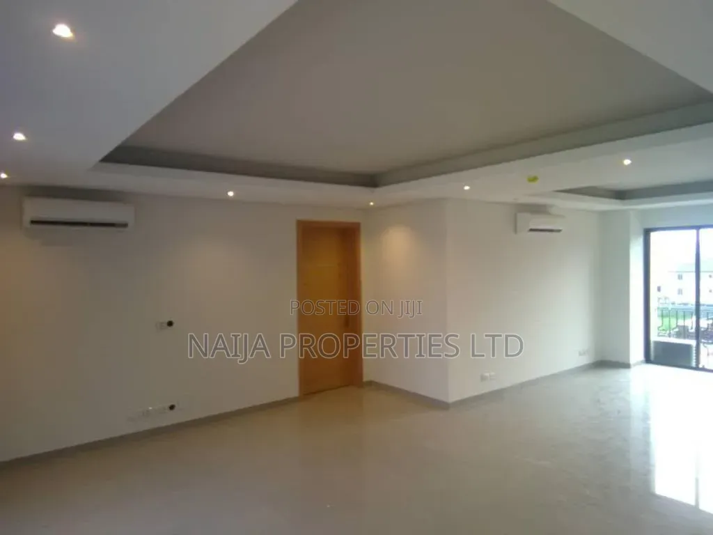 3bdrm Apartment in Lekki Phase 1 for rent in Lekki Phase 1