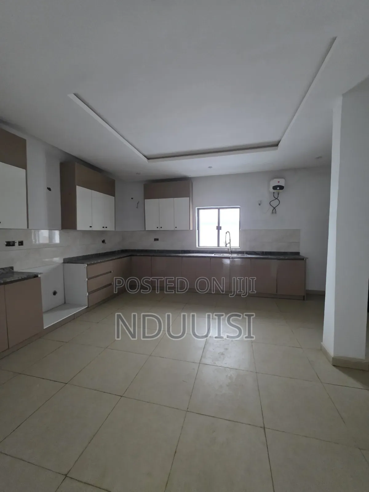 5bdrm Duplex in Asokoro for sale in Asokoro