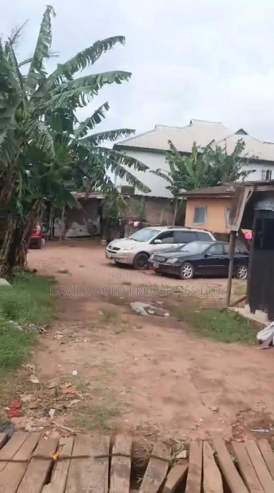 Airport Rd Commercial and Residential Sale. in Benin City