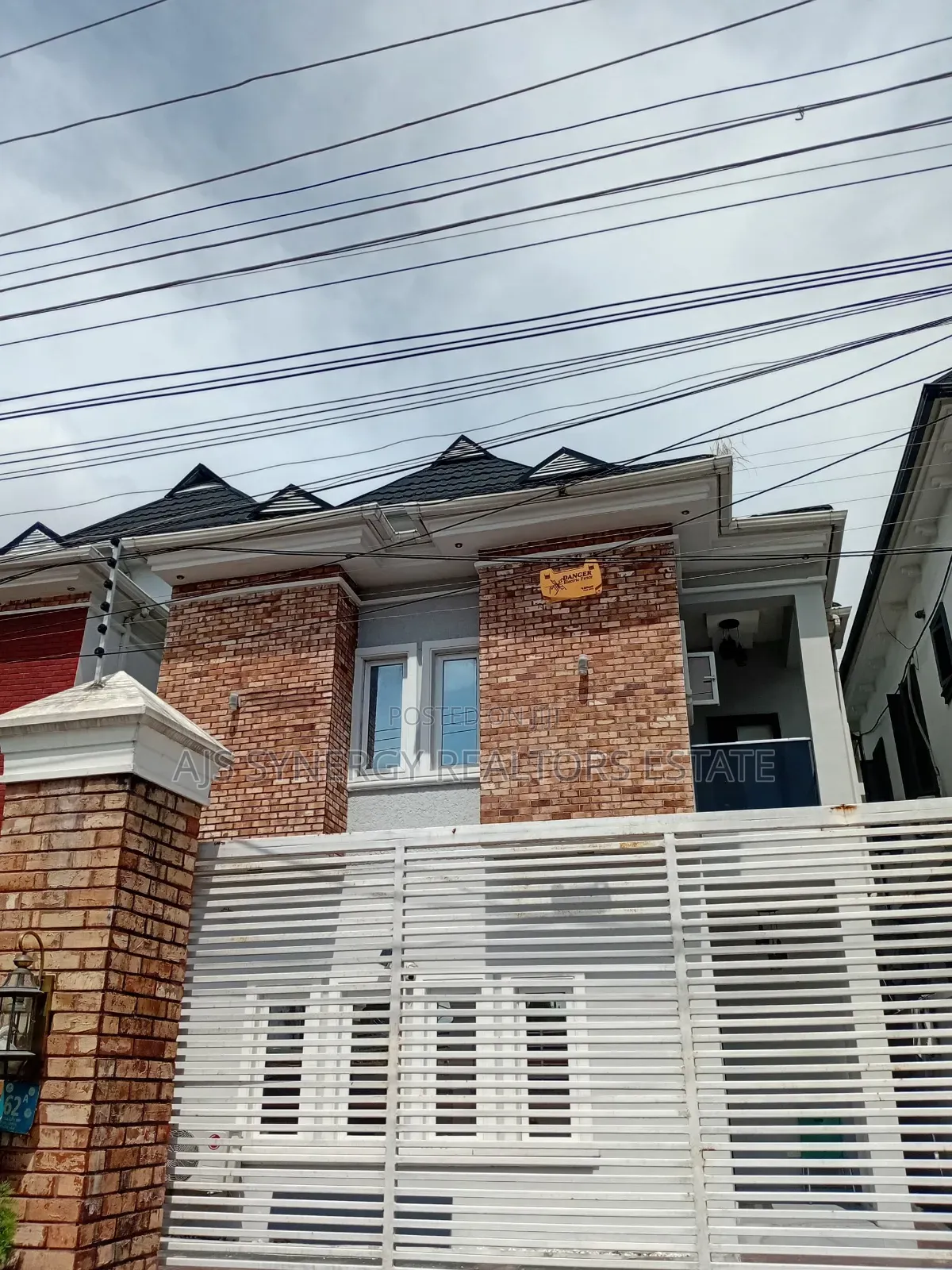 Furnished 5bdrm Duplex in Osapa london for sale in Osapa london