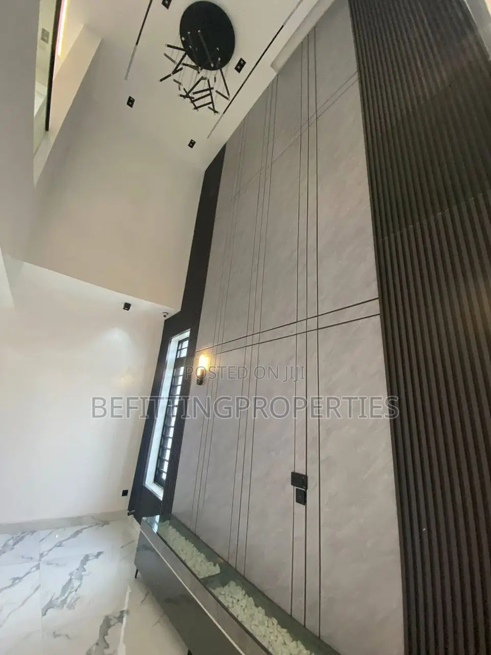 5bdrm Duplex in Lekki for sale in Lekki