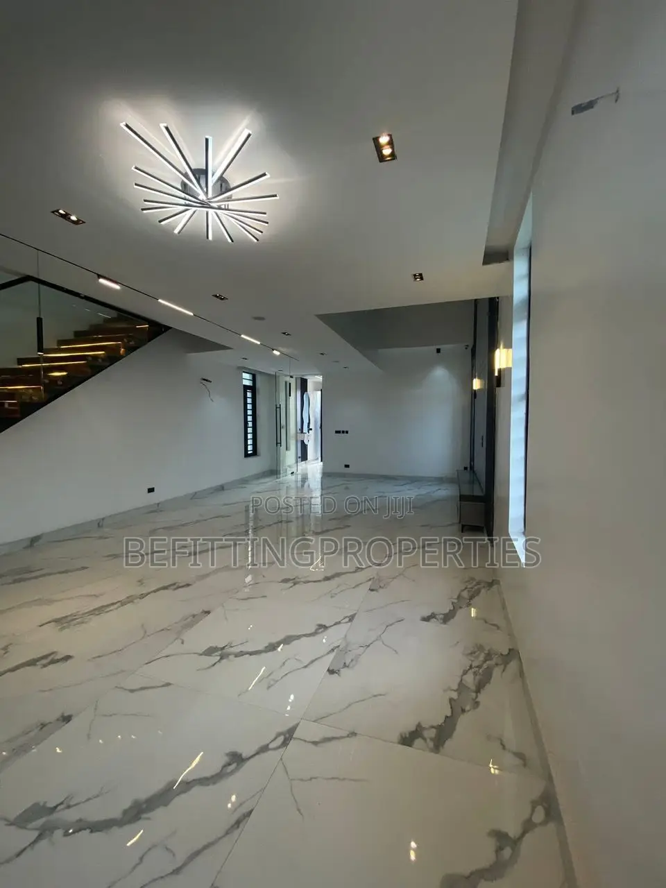 5bdrm Duplex in Lekki for sale in Lekki