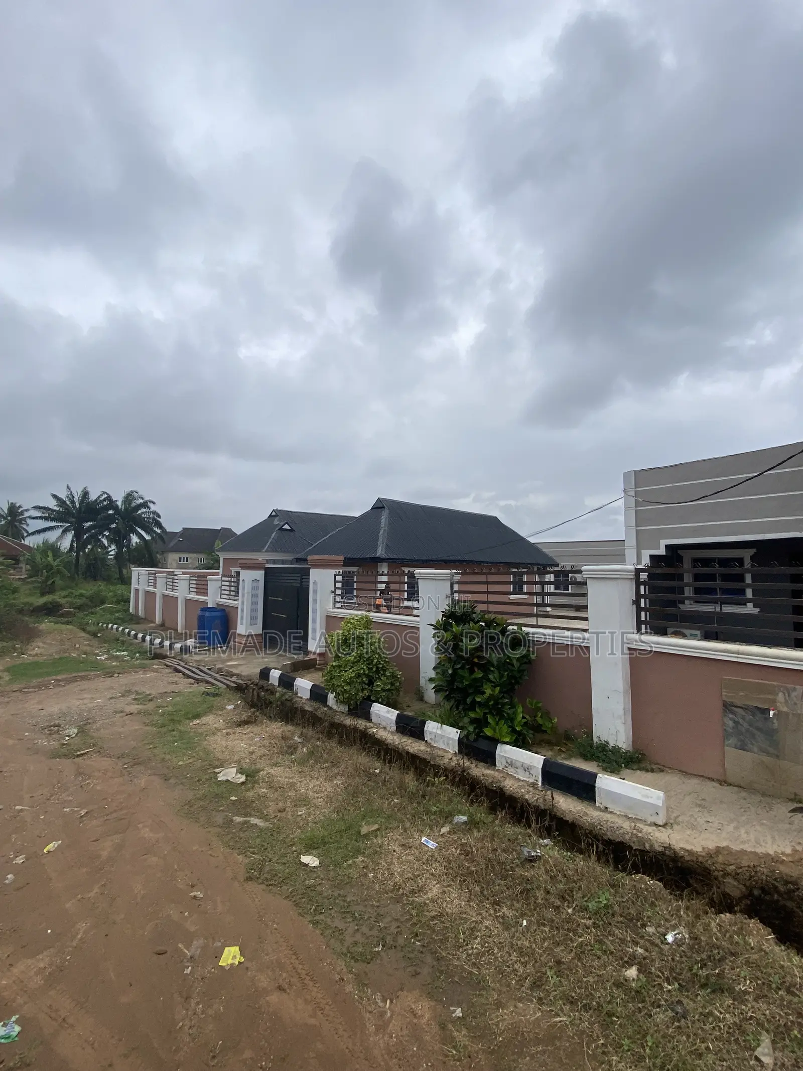 Furnished 2bdrm Block of Flats in Ogo Oluwa Area, Osogbo for sale in Osogbo