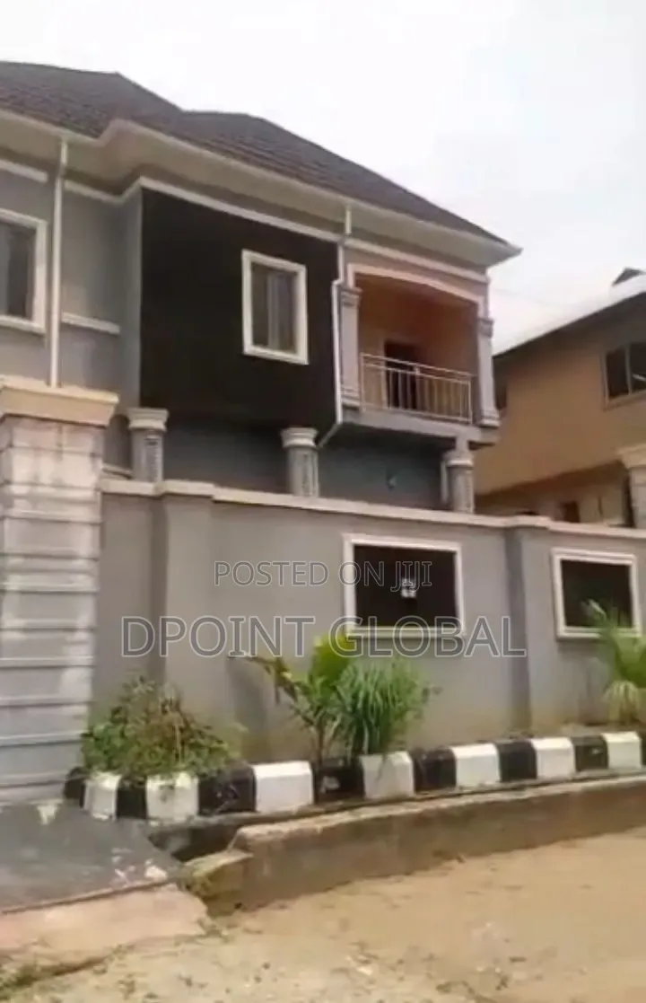 10bdrm Block of Flats in In Estate, Obafemi-Owode for sale in Obafemi-Owode