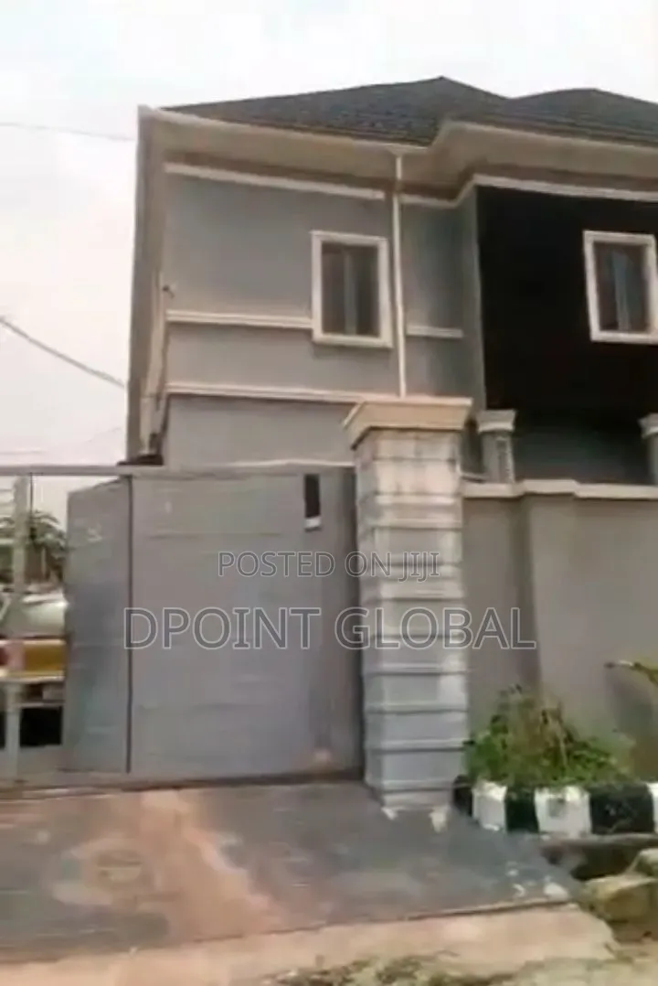 10bdrm Block of Flats in In Estate, Obafemi-Owode for sale in Obafemi-Owode