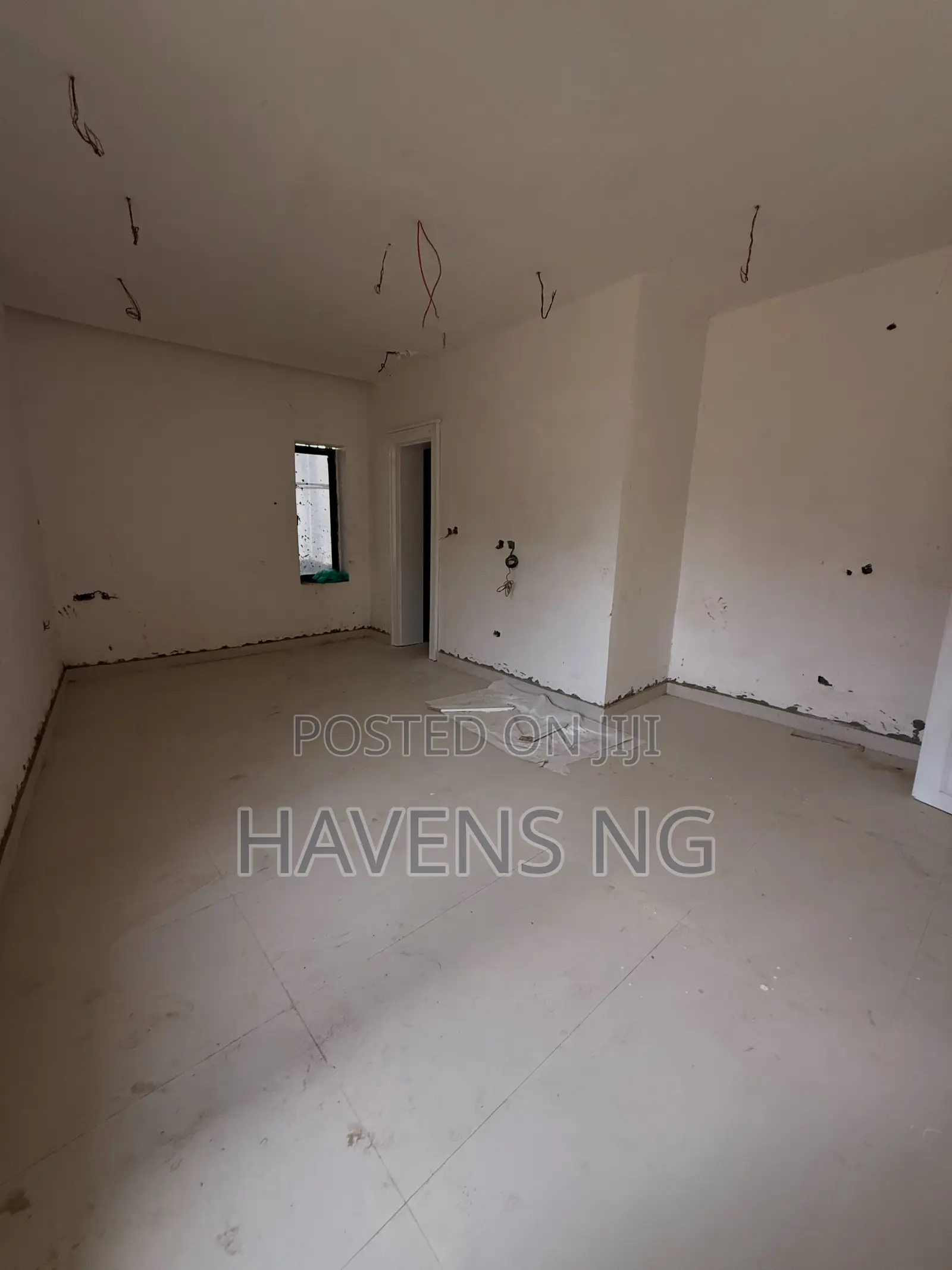 8bdrm Duplex in Asokoro for sale in Asokoro