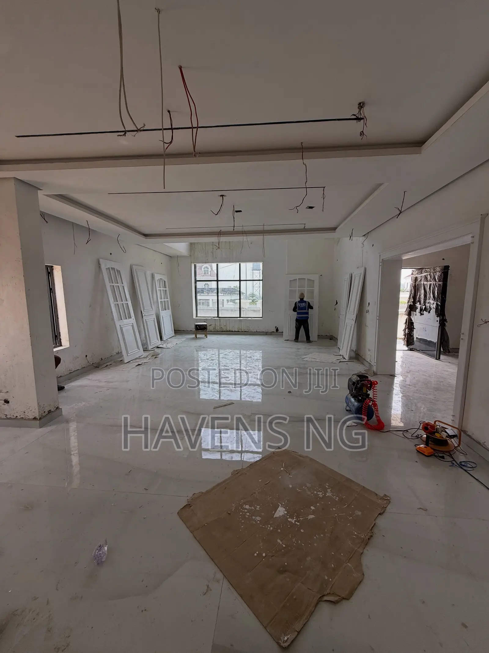 8bdrm Duplex in Asokoro for sale in Asokoro