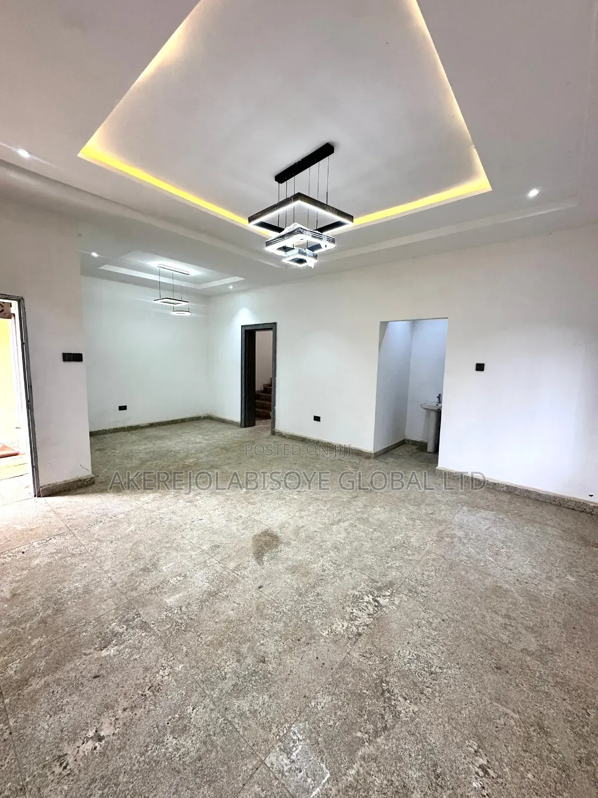 4bdrm Duplex in Lifecamp Abuja for sale in Life Camp