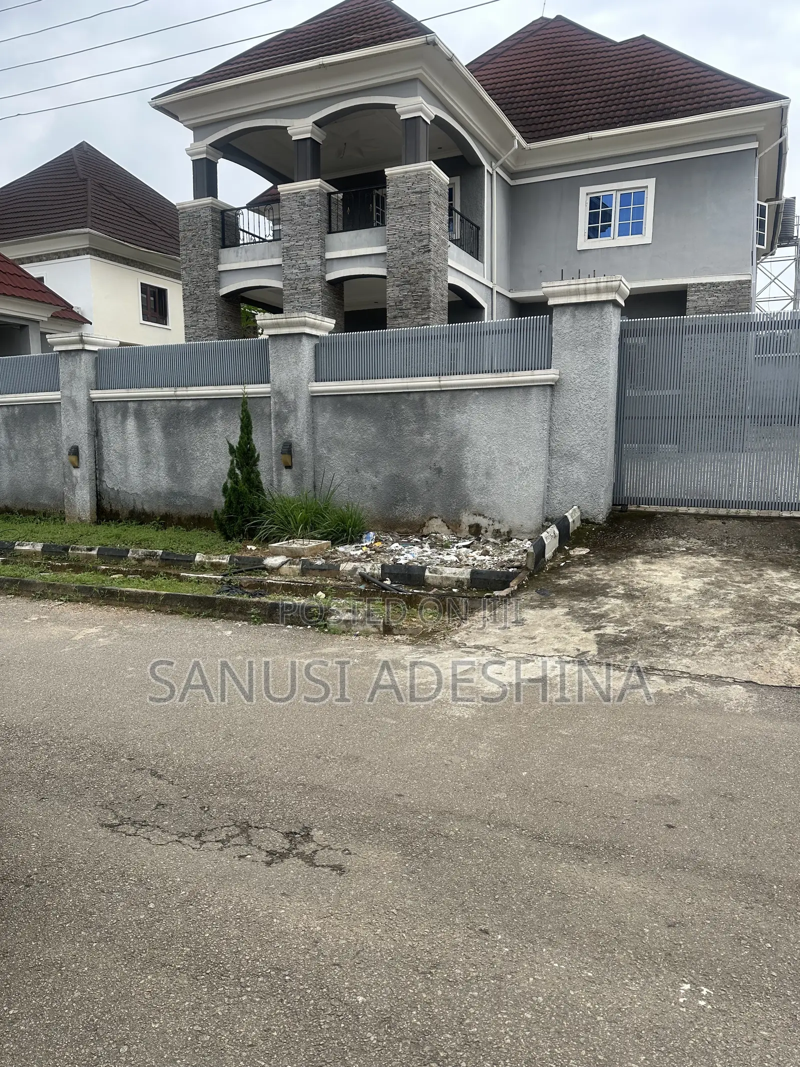 4bdrm Duplex in Gwarimpa Estate, By, Gwarinpa for sale in Gwarinpa