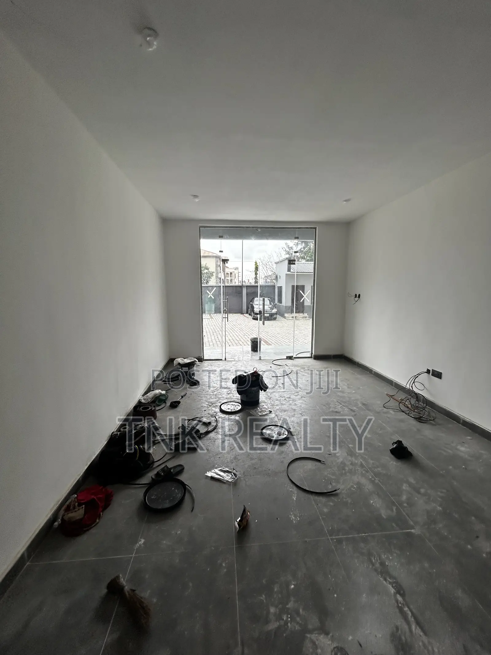 Shop for Rent in Wuse 2 in Wuse 2