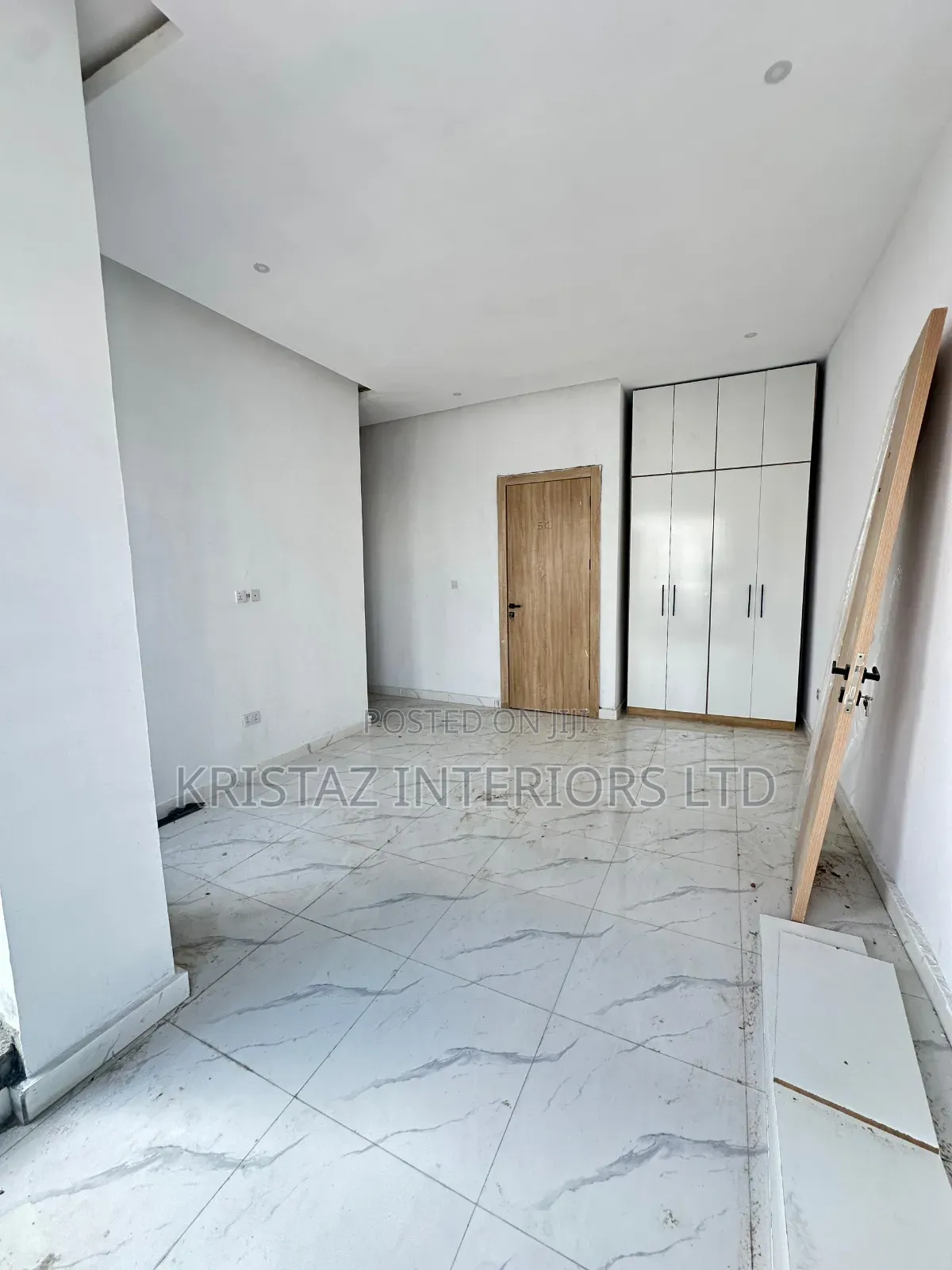 4bdrm Townhouse/Terrace in Ikota for sale in Ikota
