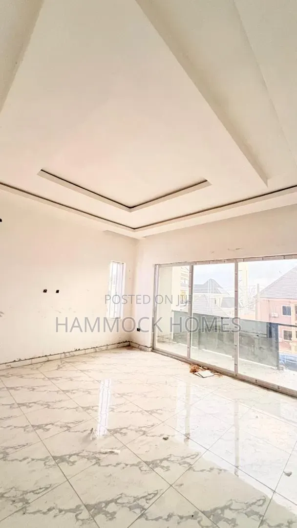 4bdrm Duplex in Carlton Gate Estate, Akobo for sale in Akobo