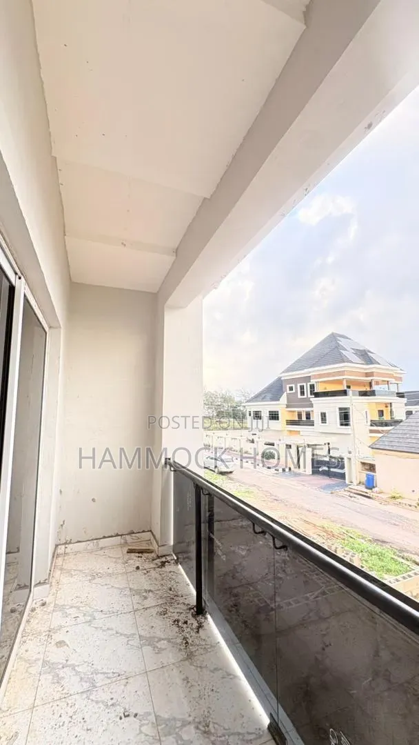 4bdrm Duplex in Carlton Gate Estate, Akobo for sale in Akobo