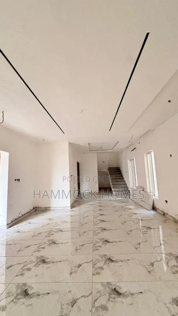 4bdrm Duplex in Carlton Gate Estate, Akobo for sale in Akobo