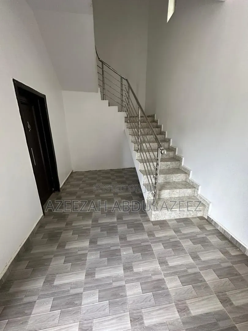 2bdrm Apartment in Sabon Lugbe for rent in Sabon Lugbe