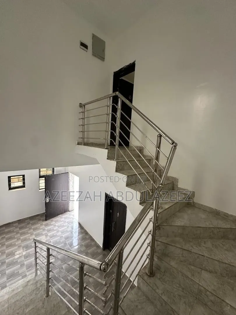2bdrm Apartment in Sabon Lugbe for rent in Sabon Lugbe