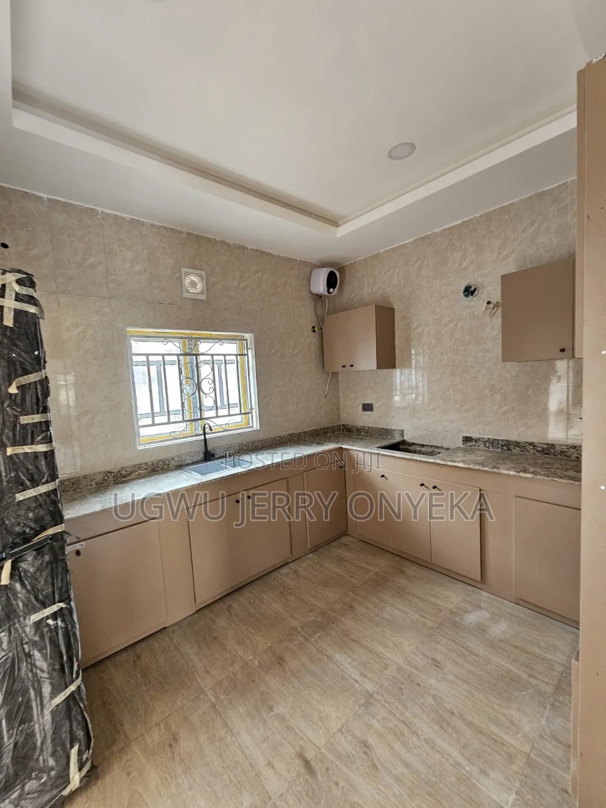 2bdrm Block of Flats in Citizen Avenue, Dawaki for sale in Dawaki