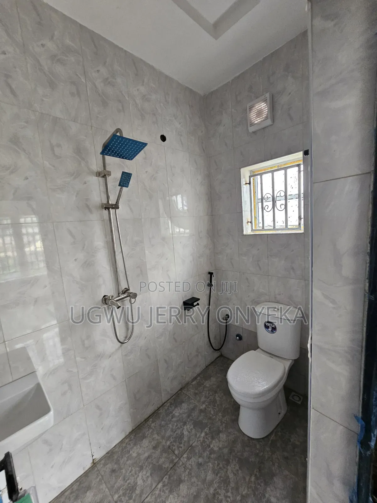 2bdrm Block of Flats in Citizen Avenue, Dawaki for sale in Dawaki