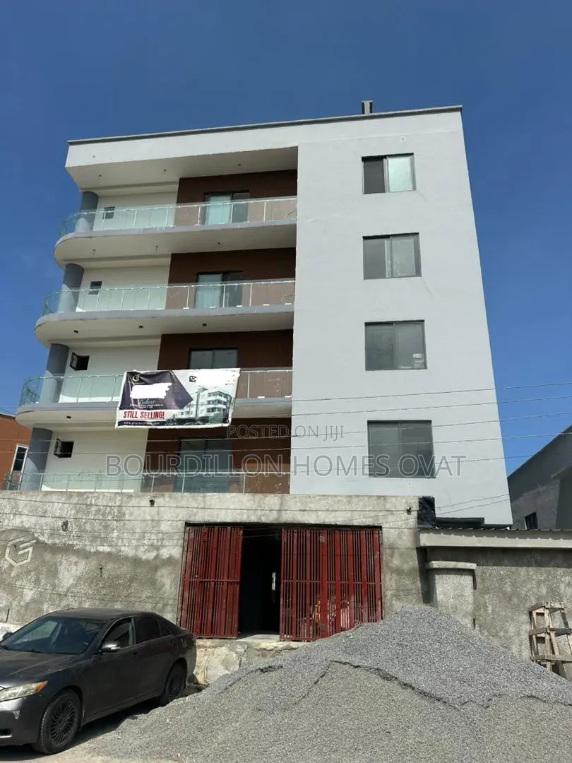 2bdrm Apartment in Lekki Phase 1 for sale in Lekki Phase 1