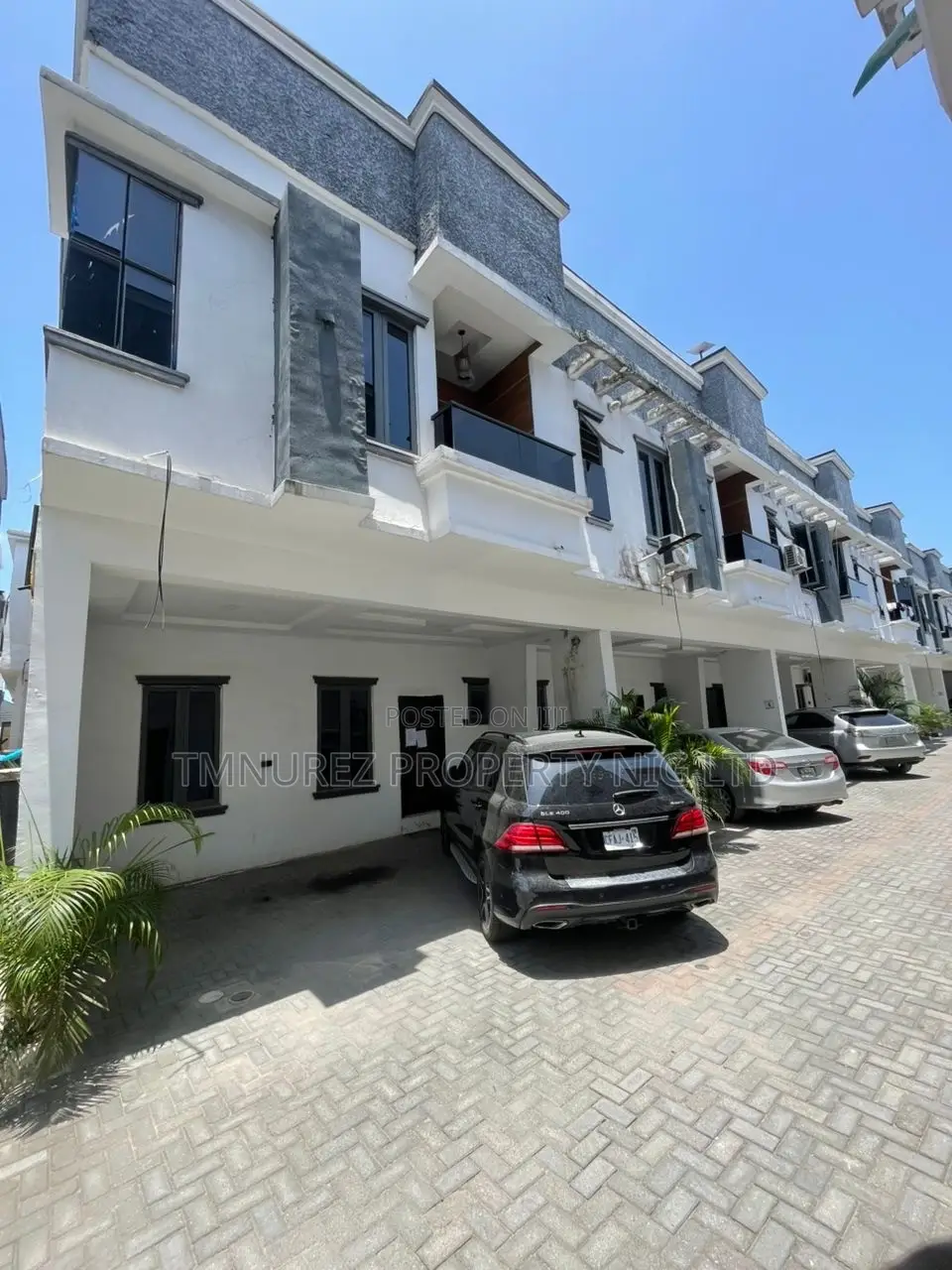 4bdrm Duplex in Ikota Estate, Lekki for sale in Lekki