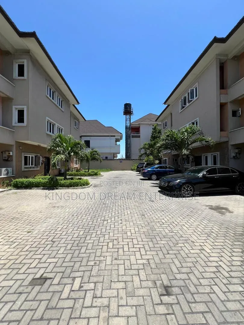 4bdrm Townhouse/Terrace in Ikate Lekki Lagos for sale in Ikate