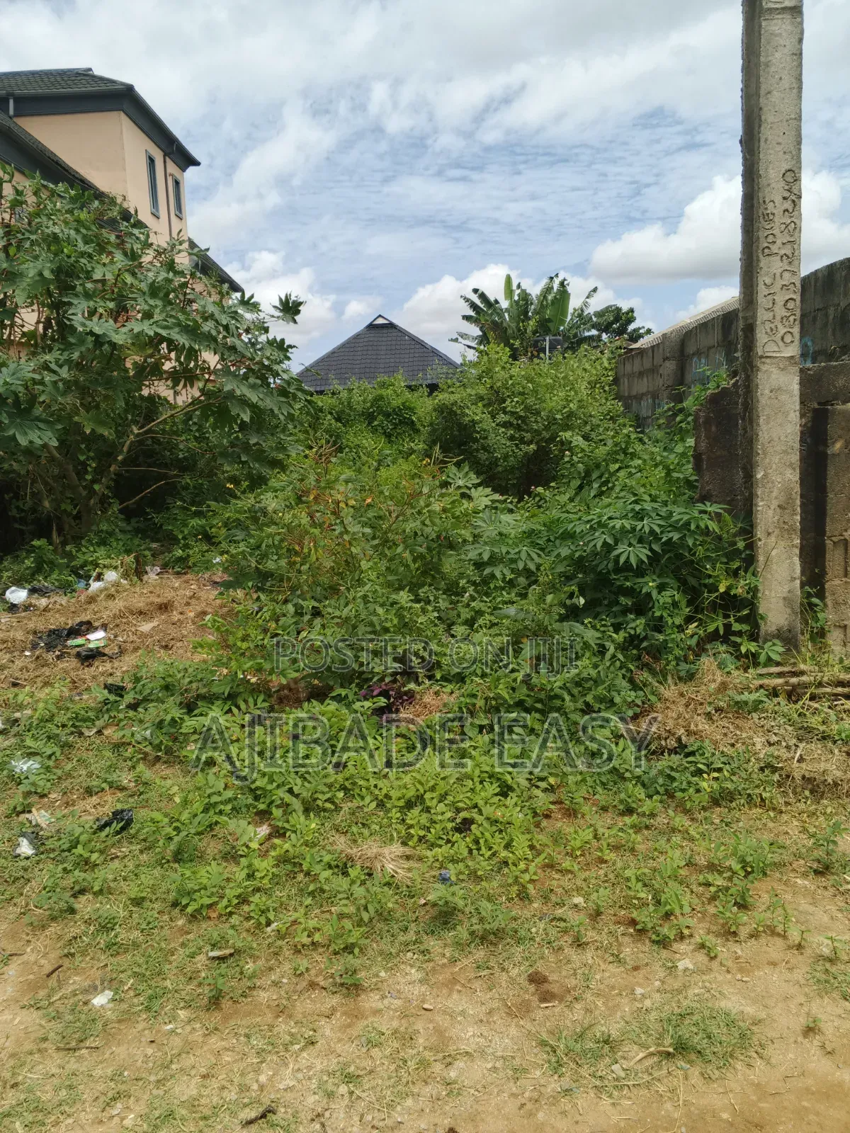 Half Plot of Land Fence Round for Sale in Ishefun Ayobo Lagos in Ayobo