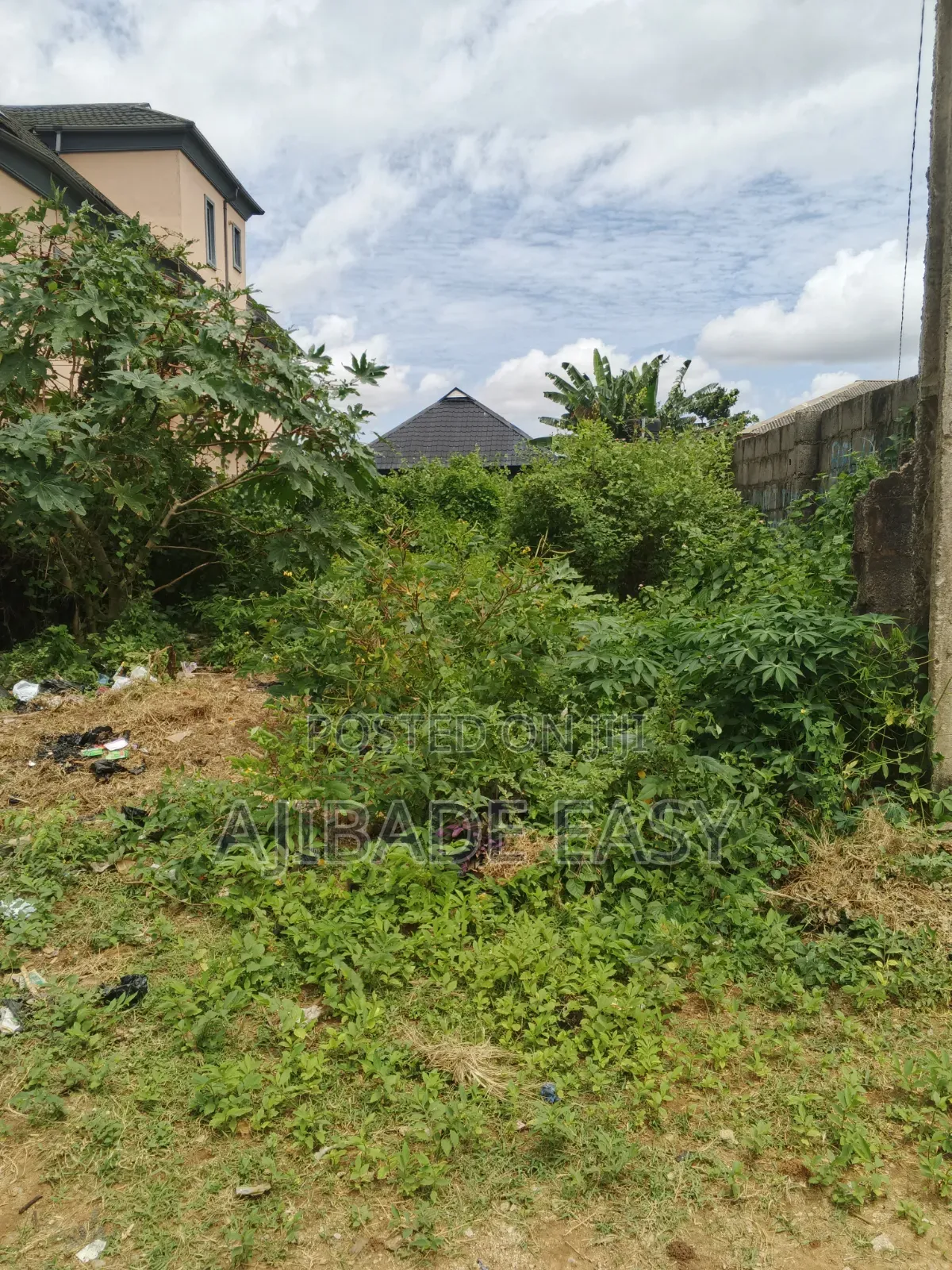 Half Plot of Land Fence Round for Sale in Ishefun Ayobo Lagos in Ayobo
