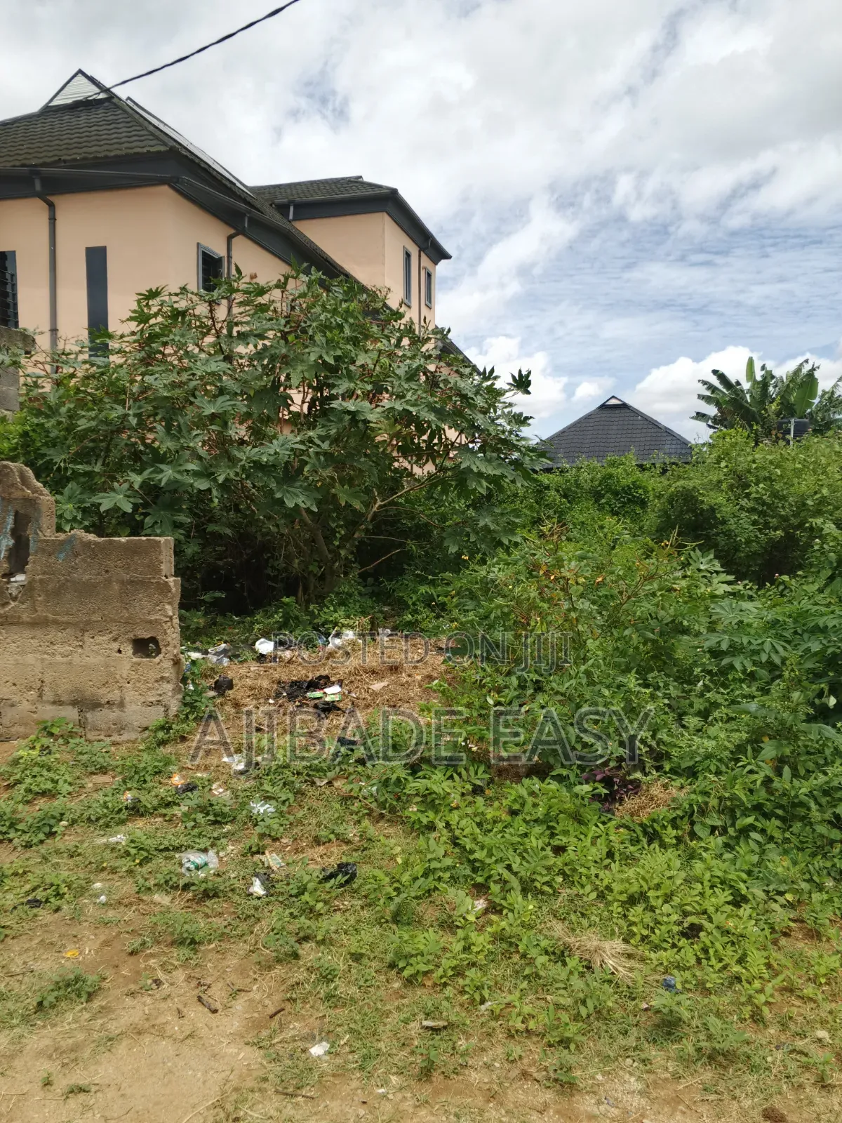 Half Plot of Land Fence Round for Sale in Ishefun Ayobo Lagos in Ayobo