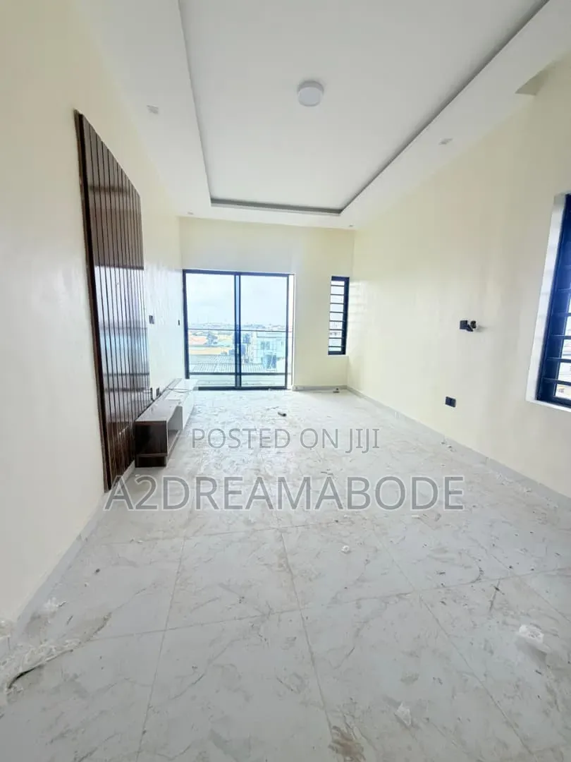 4bdrm Duplex in Maryland, Mende for sale in Mende