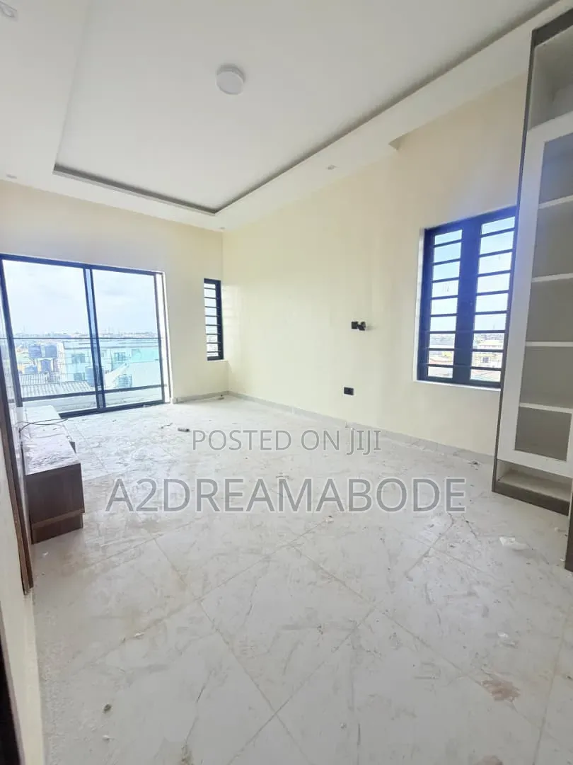 4bdrm Duplex in Maryland, Mende for sale in Mende