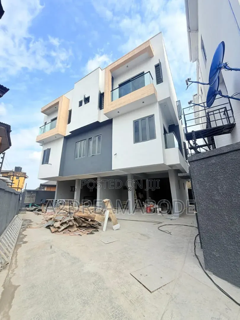 4bdrm Duplex in Maryland, Mende for sale in Mende