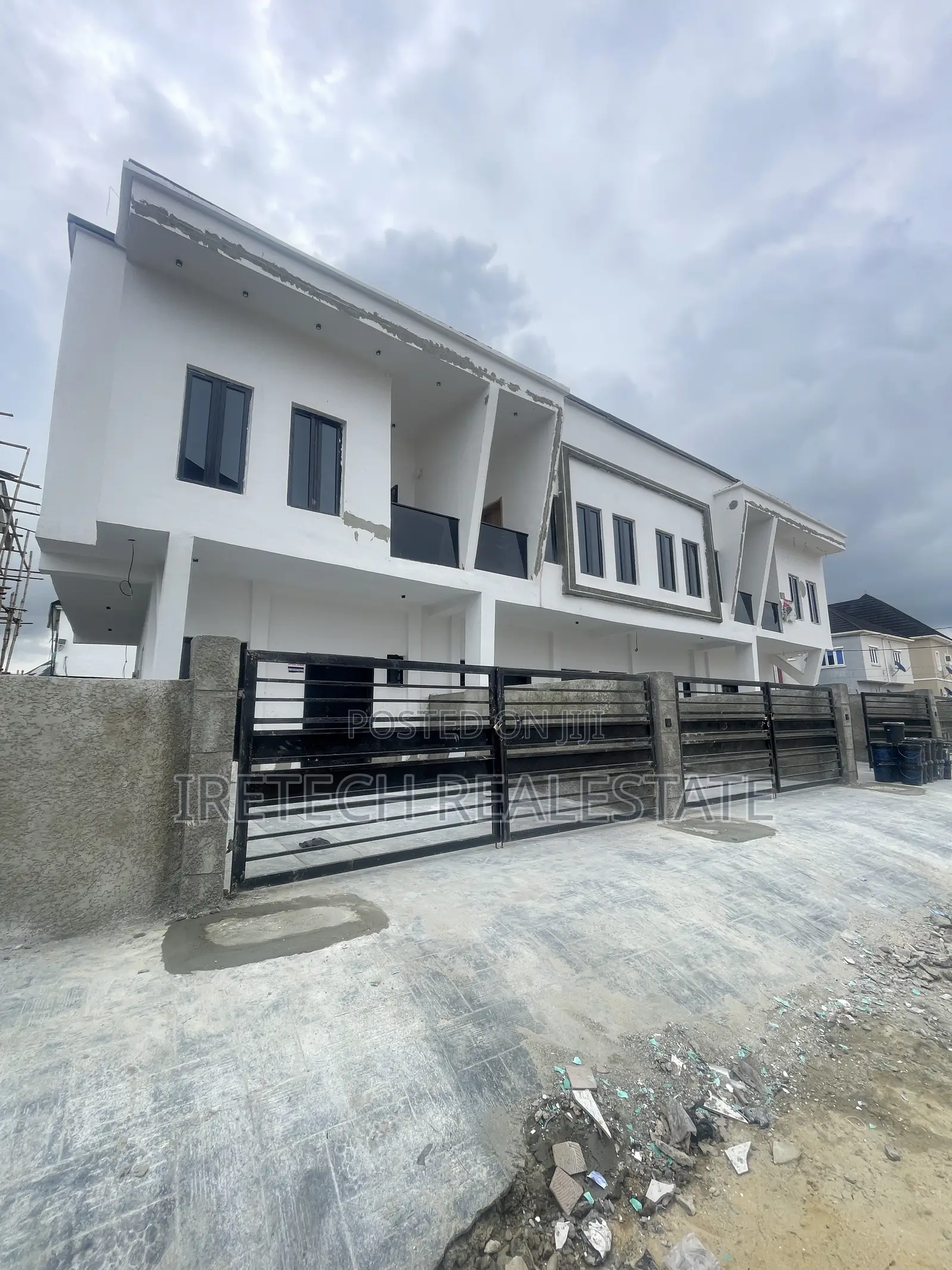 2bdrm Townhouse/Terrace in Sangotedo Just After for sale in Sangotedo