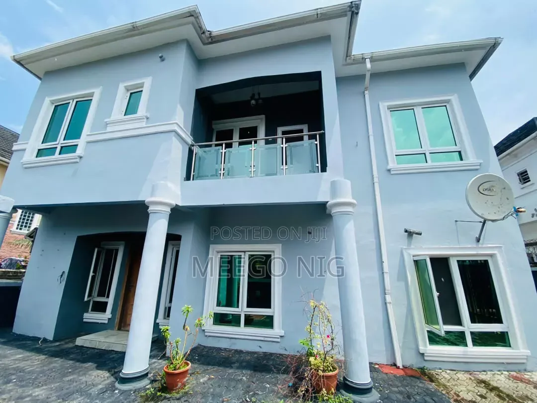 5bdrm Duplex in Chevron 🔰 Lekki for sale in Chevron