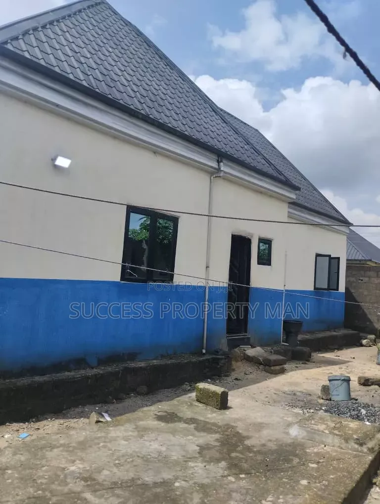 3bdrm Bungalow in Rumukoro, Rumuahalu for sale in Rumuahalu