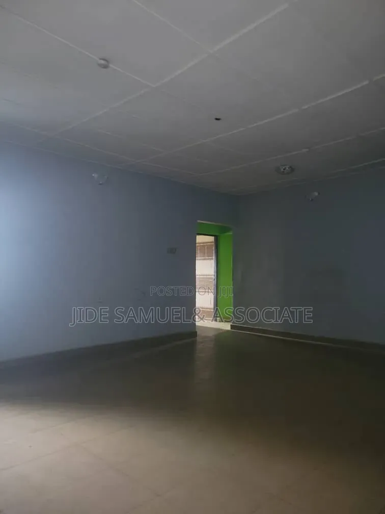 Furnished 2bdrm Block of Flats in Ayobo for rent in Ayobo