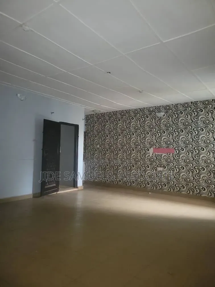 Furnished 2bdrm Block of Flats in Ayobo for rent in Ayobo